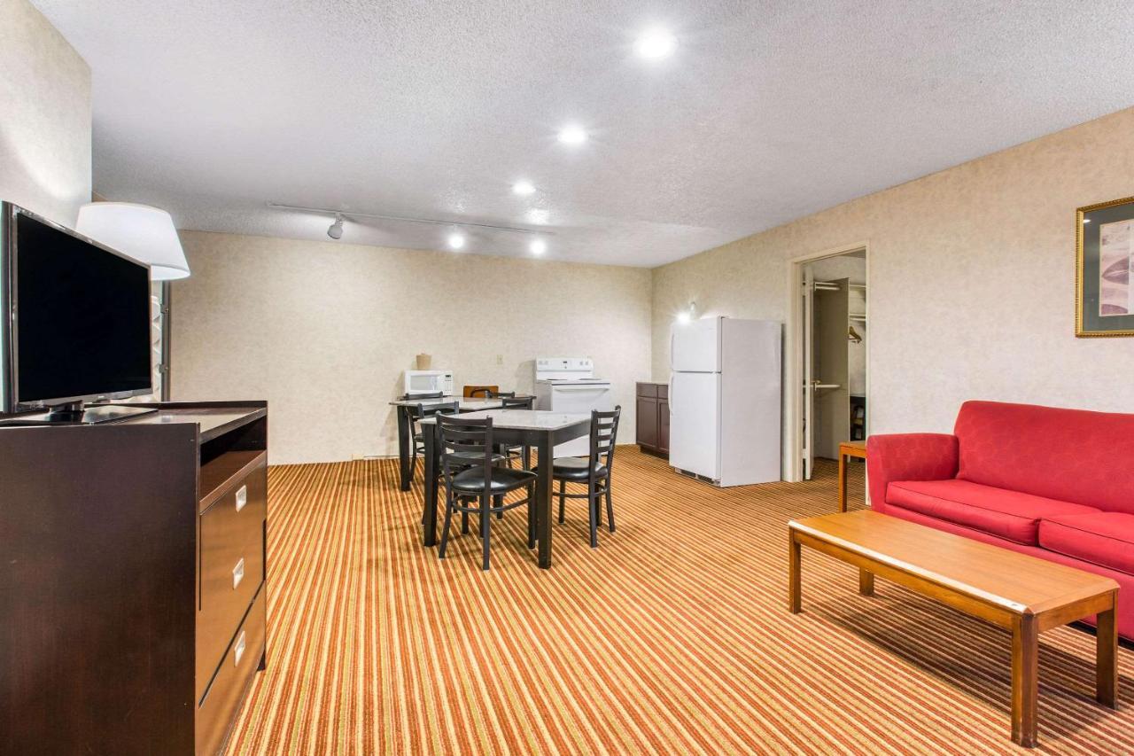 Rodeway Inn & Suites El Cajon San Diego East Exterior foto